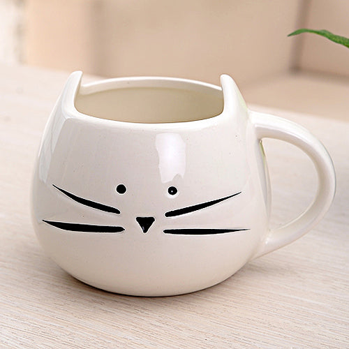 Cat-shaped white/black coffee mug